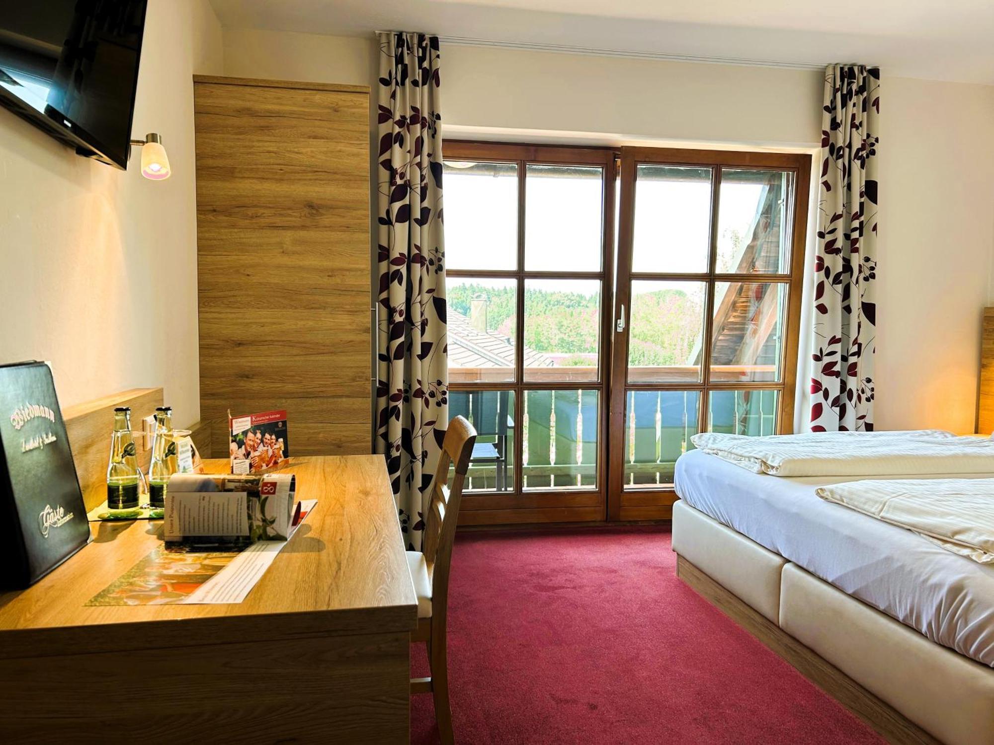 Gasthaus Und Landhotel Wiedmann Eresing Екстериор снимка