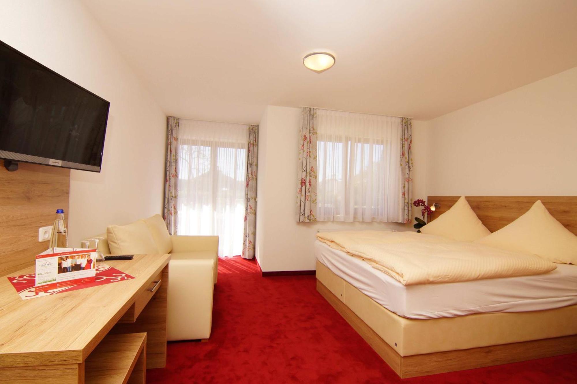 Gasthaus Und Landhotel Wiedmann Eresing Екстериор снимка