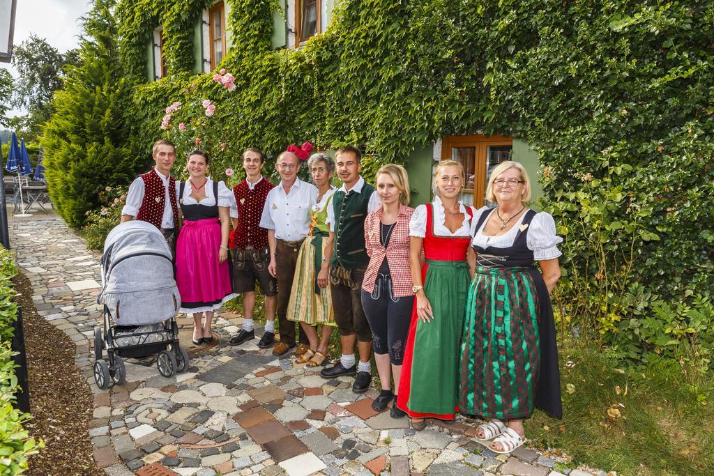 Gasthaus Und Landhotel Wiedmann Eresing Екстериор снимка