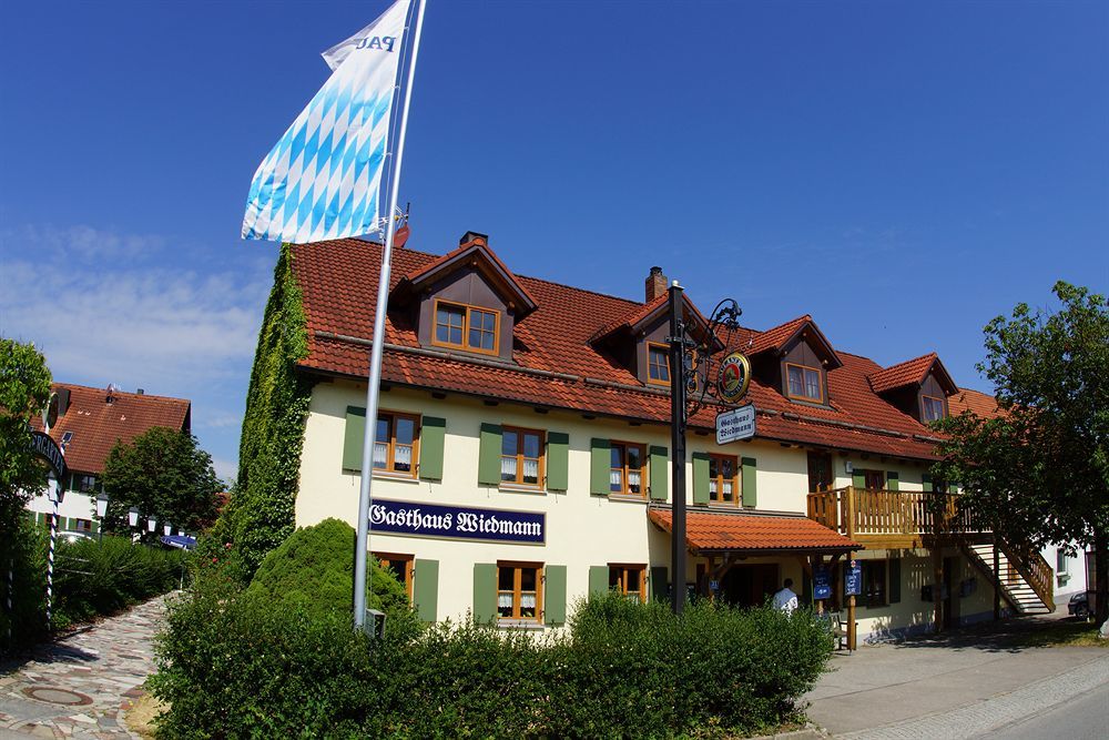 Gasthaus Und Landhotel Wiedmann Eresing Екстериор снимка
